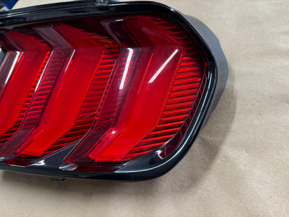 2018-2023 Ford Mustang GT V6 EcoBoost Tail Light RH Passenger Side LED