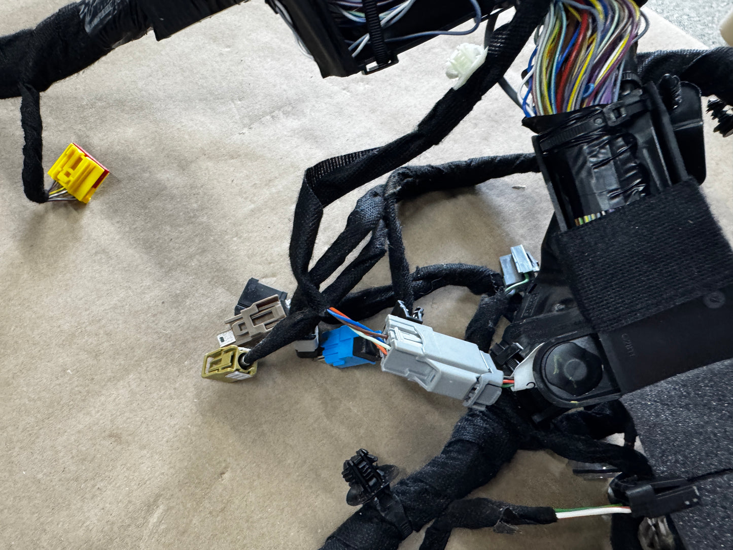 2024-2026 Ford Mustang Dash Wiring Harness "PR3T-14401-EF" - OEM