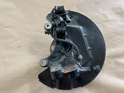 2015-2020 Ford Mustang 5.0L GT LH Driver Side Front Spindle Knuckle Hub