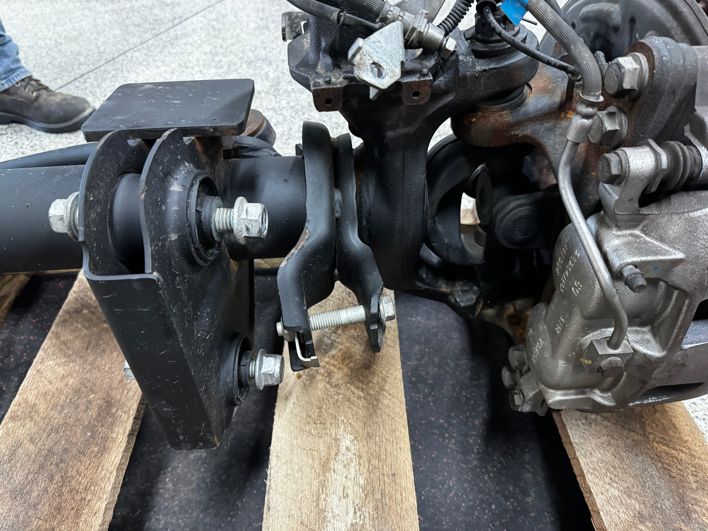 2023-2025 F-250 Super Duty Front Axle 3.73 Differential Gear 4x4 34k miles