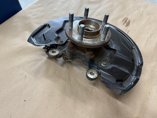 2021-2023 Ford Mustang 5.0 GT RH Passenger Side Front Spindle Knuckle Hub 4 Bolt