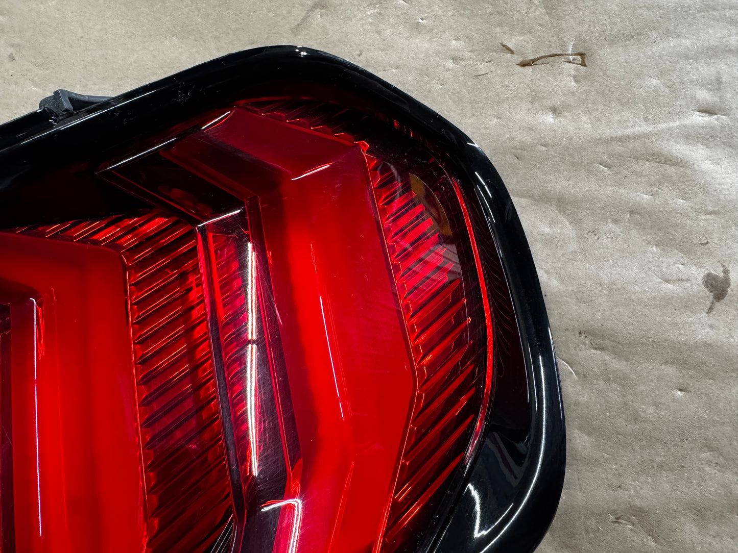 2018-2023 Ford Mustang GT V6 EcoBoost Tail Light RH Passenger Side LED