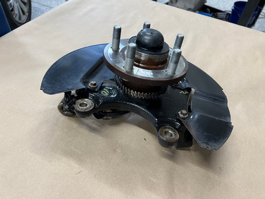 2015-2020 Ford Mustang 5.0L GT RH Passenger Side Front Spindle Knuckle Hub