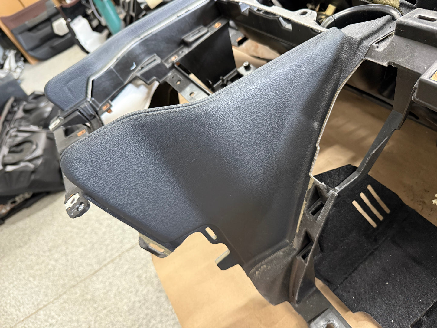 2018-2023 Ford Mustang GT 5.0 PP1 Leather Dash Pad Frame