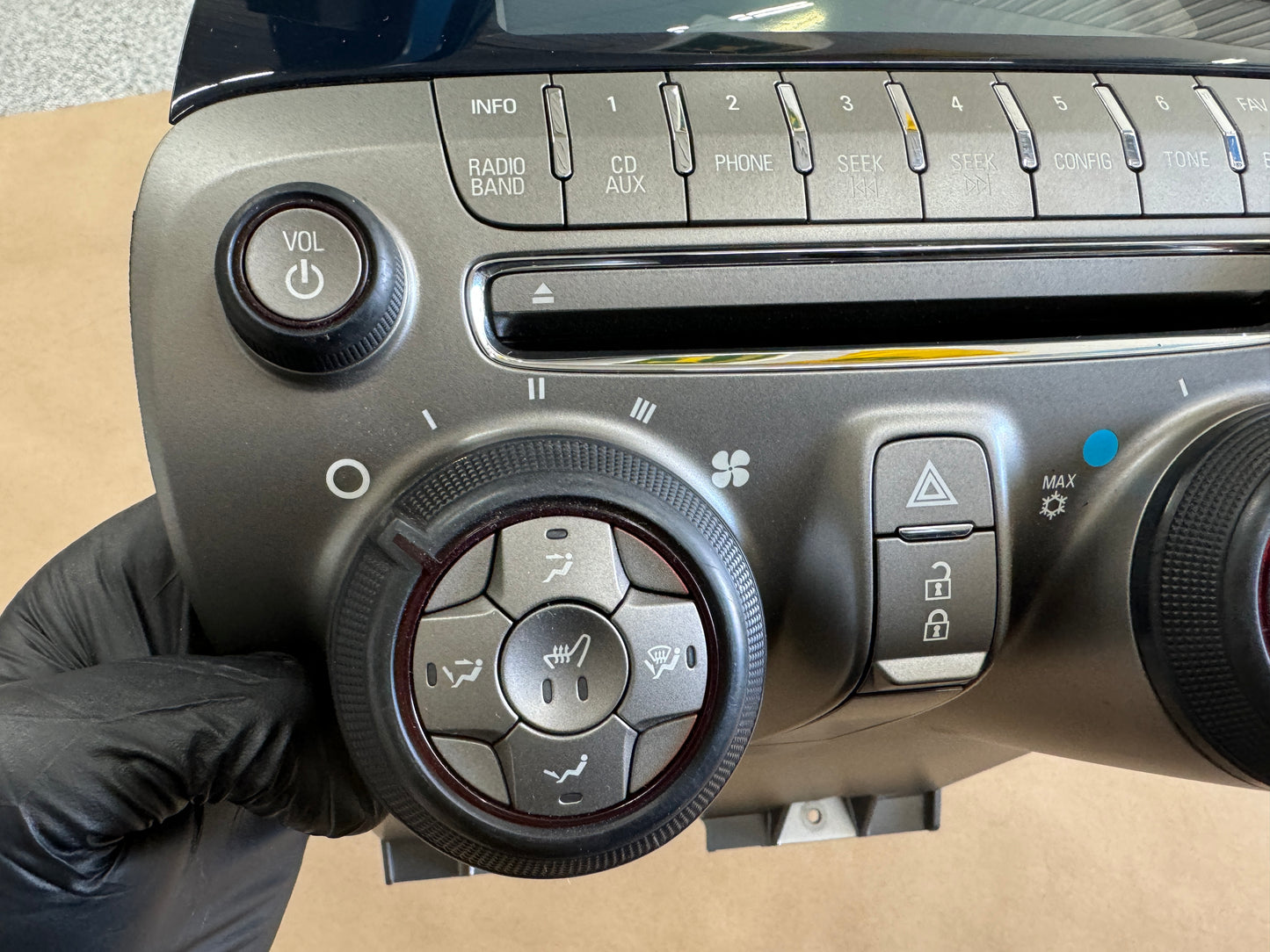 2010-2015 Chevrolet Camaro SS Radio Face Plate Head Unit GM - OEM