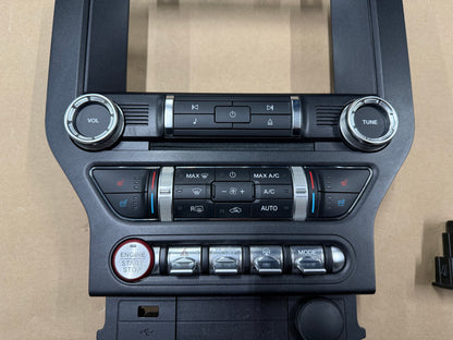 2018 Ford Mustang GT Touch Screen Face Plate Radio Module USB