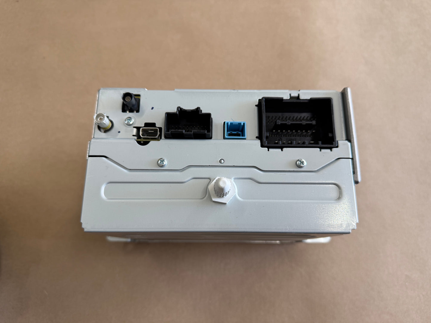 2014 Chevrolet Camaro SS MyLink Premium Radio Face Plate GM