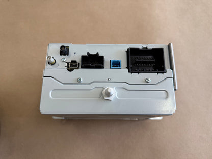 2014 Chevrolet Camaro SS MyLink Premium Radio Face Plate GM