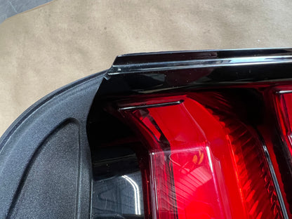2018-2023 Ford Mustang GT V6 EcoBoost Tail Light RH Passenger Side LED