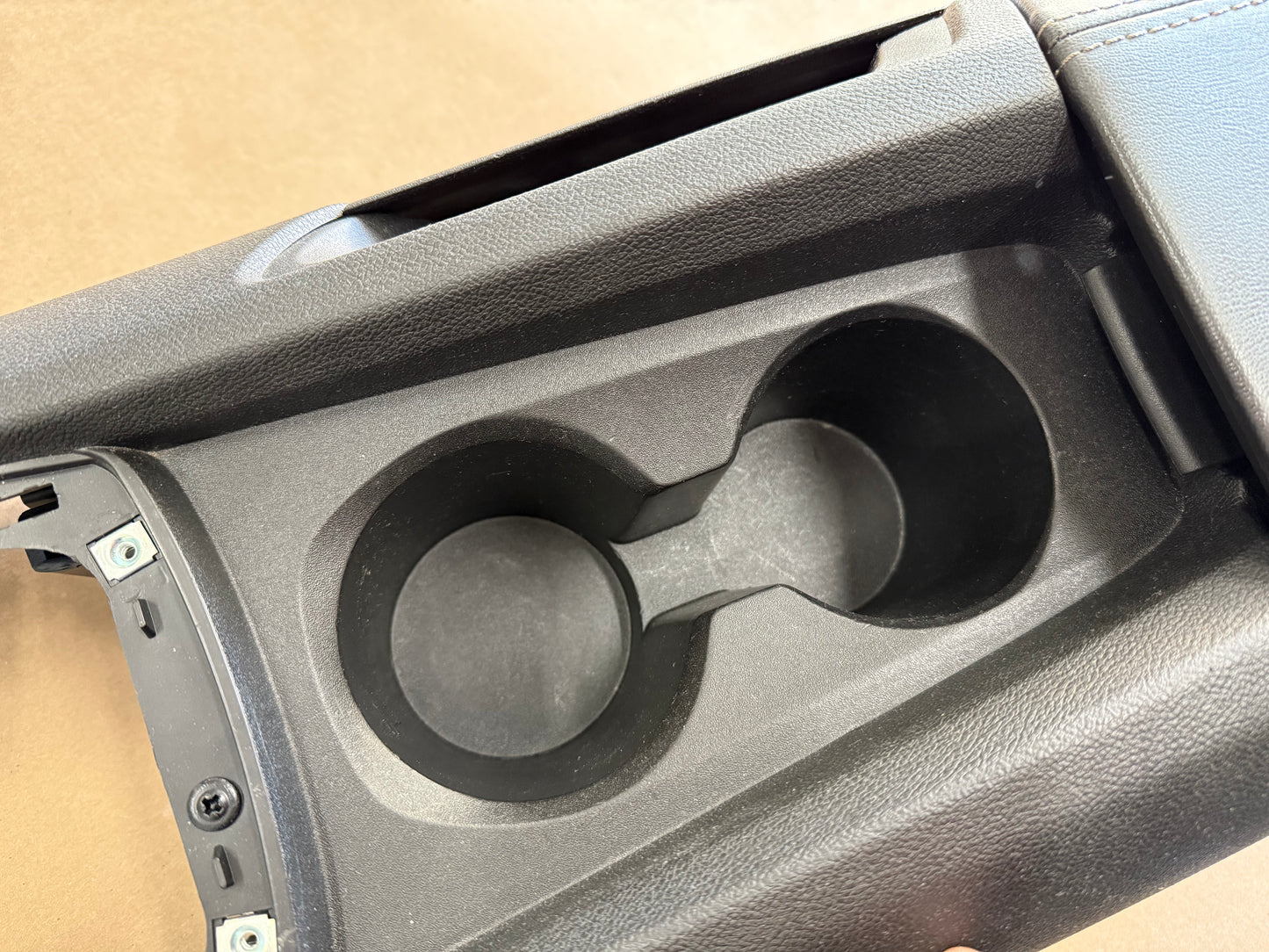 2010-2015 Chevrolet Camaro SS Center Console Assembly