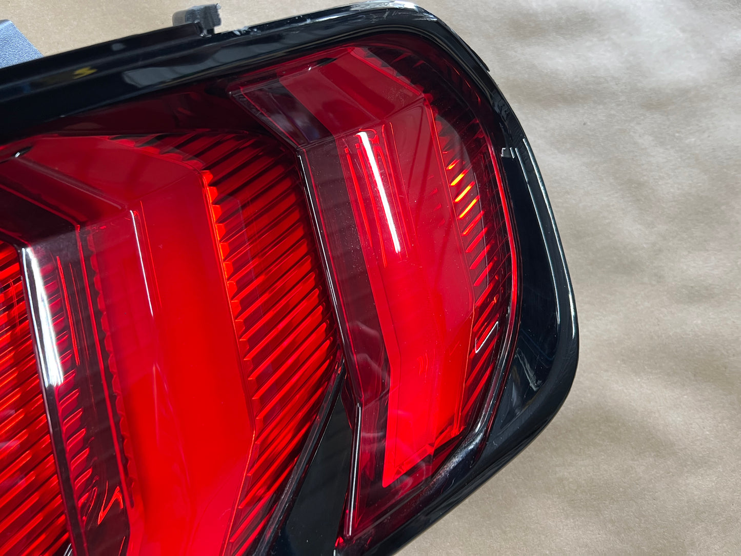 2018-2023 Ford Mustang GT V6 EcoBoost Tail Light RH Passenger Side LED