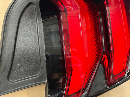 2018-2023 Ford Mustang GT V6 EcoBoost Tail Light RH Passenger Side LED