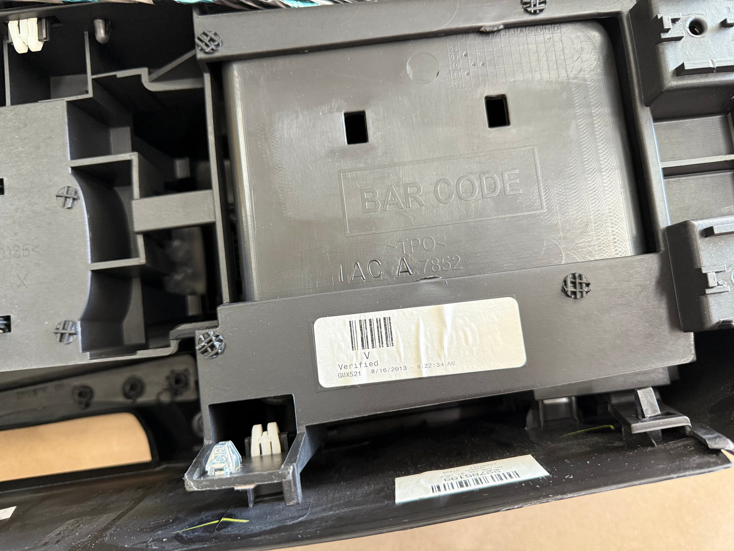 2010-2015 Chevrolet Camaro SS Center Console Assembly