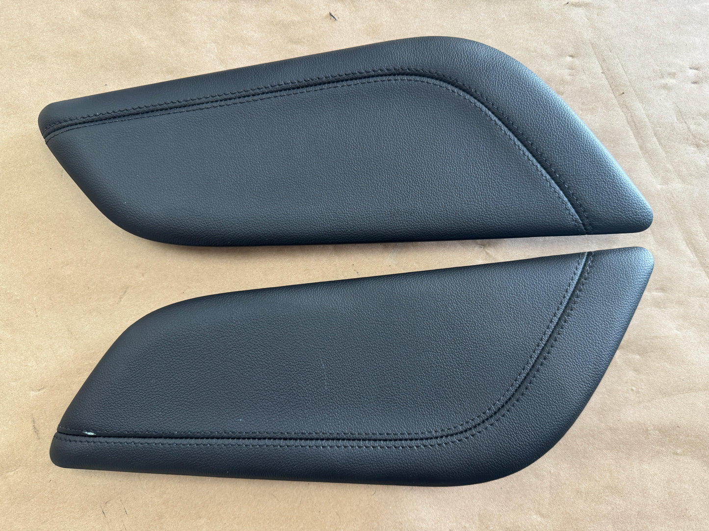 2020-2022 Mustang GT500 LH RH Passenger Driver Side Leather Knee Pad Panel