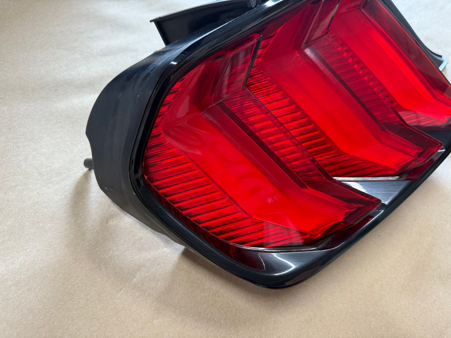 2018-2023 Ford Mustang GT350 GT V6 EcoBoost Tail Light LH Driver Side LED
