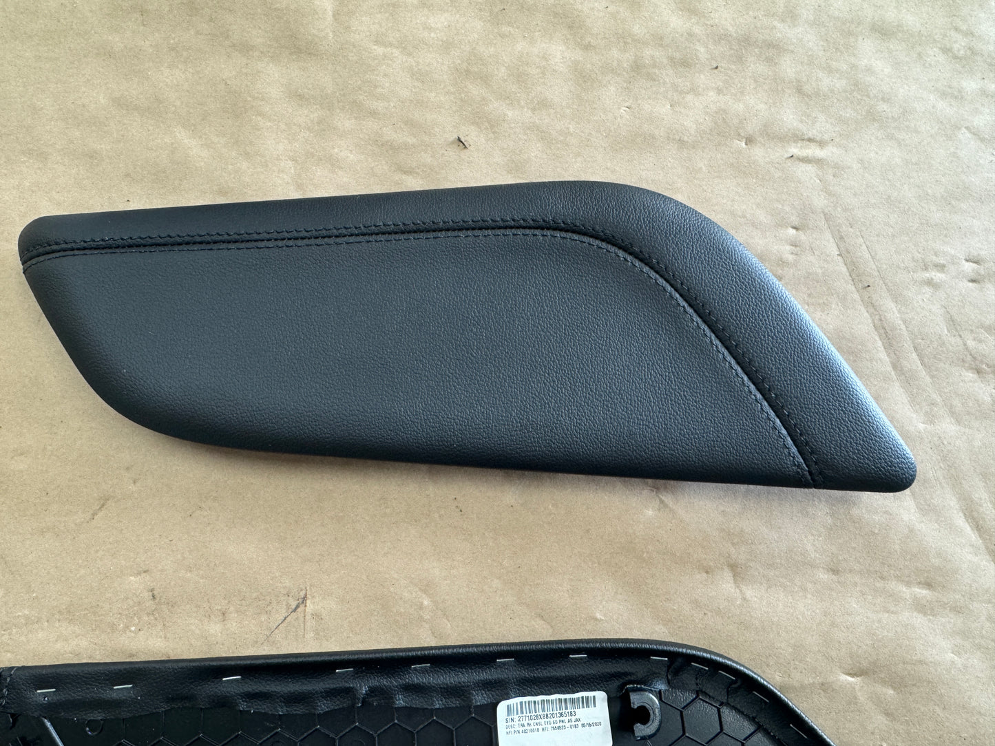 2020-2022 Mustang GT500 LH RH Passenger Driver Side Leather Knee Pad Panel