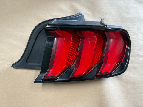 2018-2023 Ford Mustang GT V6 EcoBoost Tail Light RH Passenger Side LED