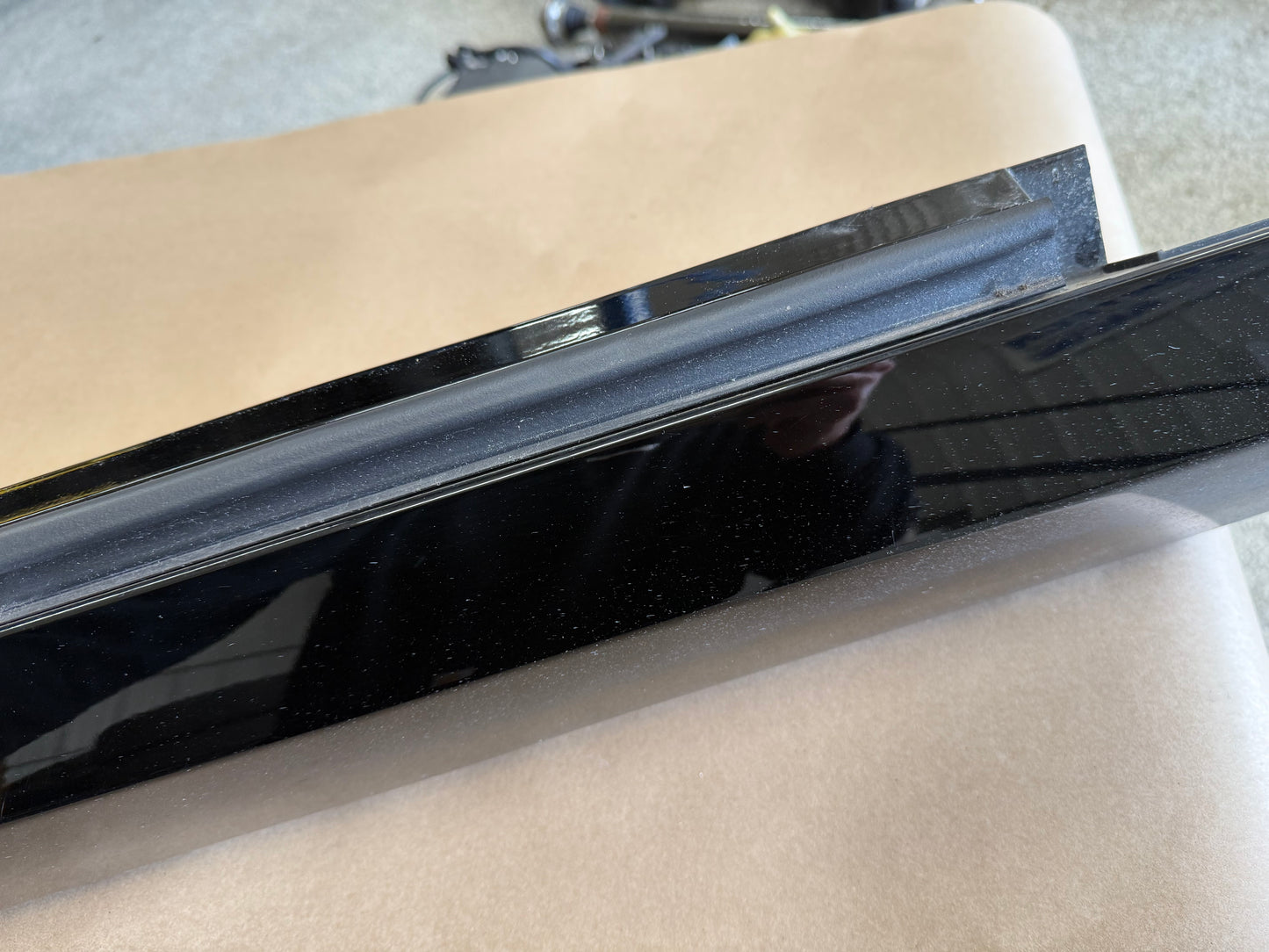 2010-2015 Chevrolet Camaro SS RH Passenger Side Skirt Molding "Black"