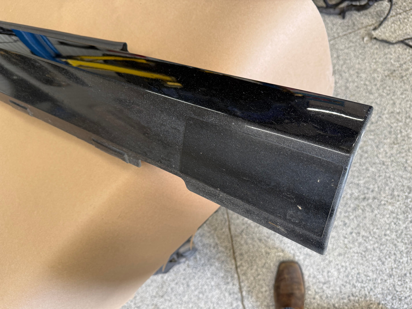 2010-2015 Chevrolet Camaro SS RH Passenger Side Skirt Molding "Black"