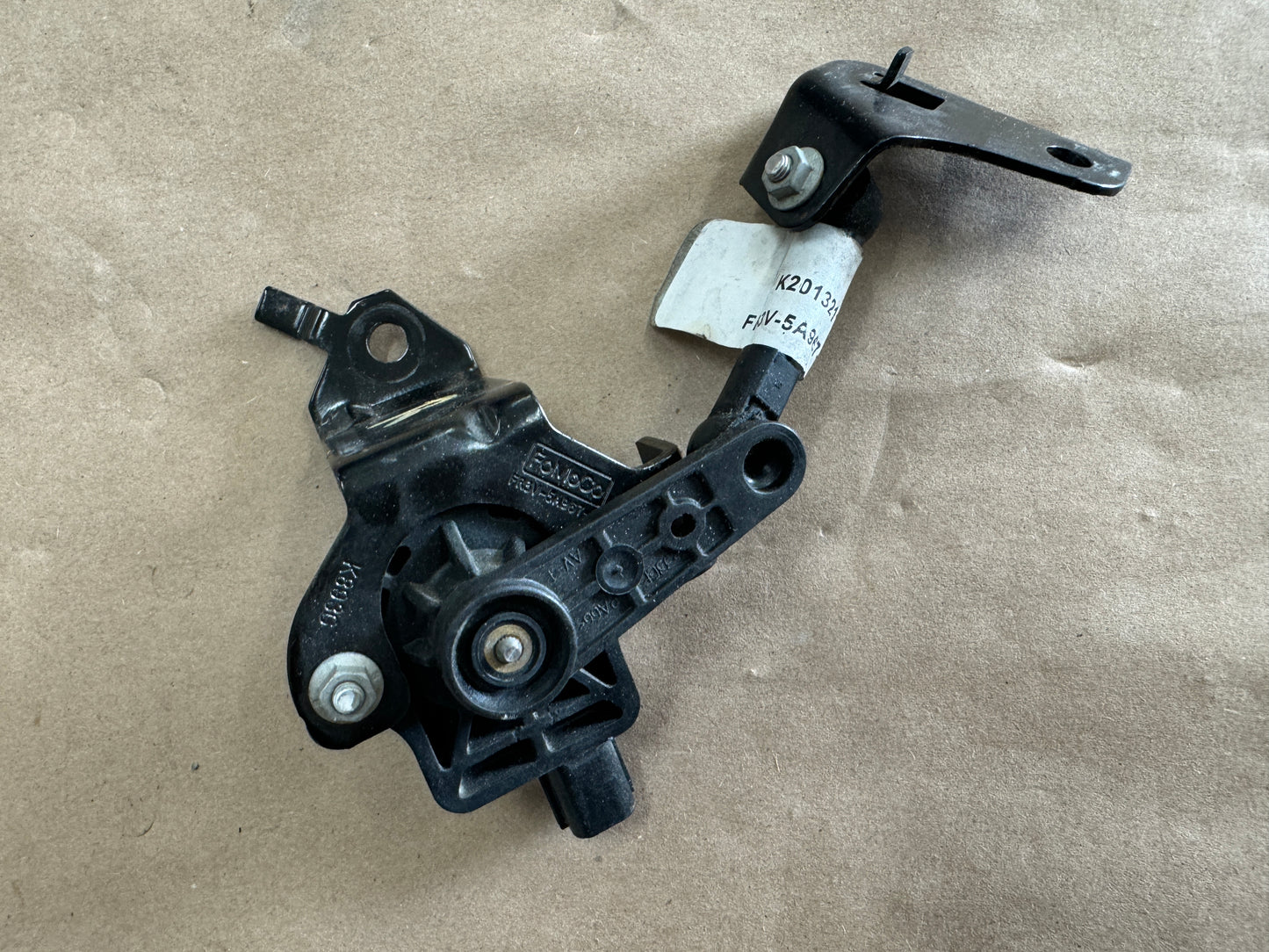 2020-2022 Ford Mustang GT500 Rear Magnetic Ride Control Sensor RH Passenger