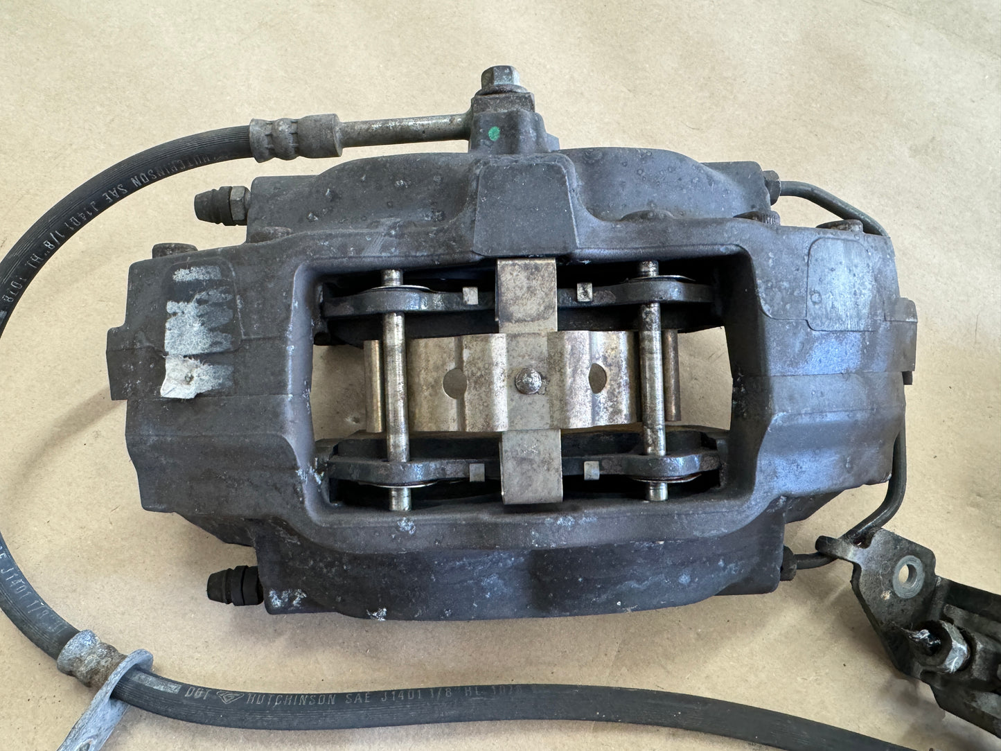 2010-2015 Chevrolet Camaro SS Brembo Rear Brakes Calipers - OEM