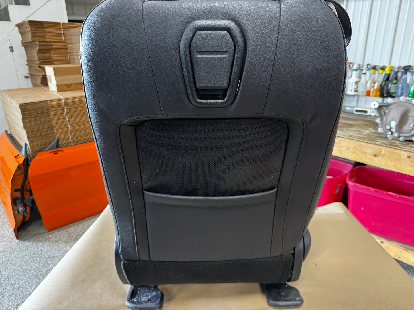 2018-2023 Ford Mustang GT RH Passenger Seat Black Leather Heated Cooled