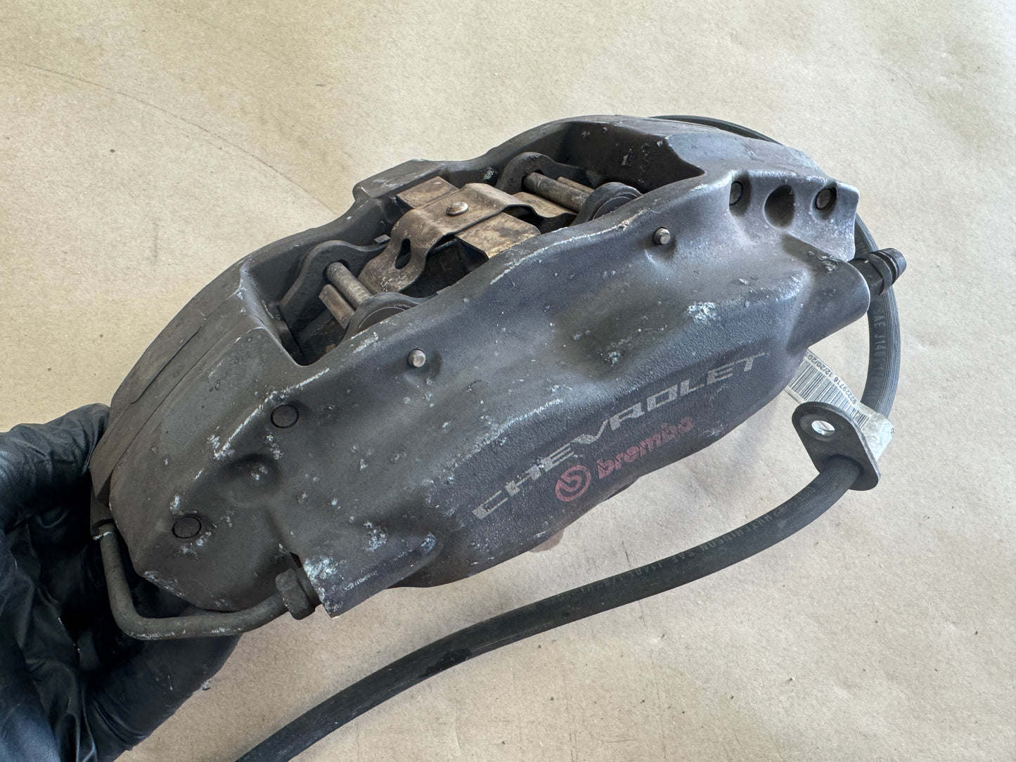 2010-2015 Chevrolet Camaro SS Brembo Rear Brakes Calipers - OEM