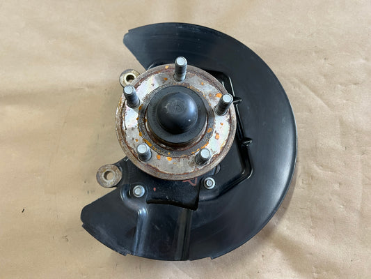 2015-2020 Ford Mustang 5.0L GT RH Passenger Side Front Spindle Knuckle Hub - OEM