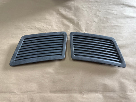 2007-2009 Ford Mustang Shelby GT500 Hood Insert Vents RH LH Pair "Black"