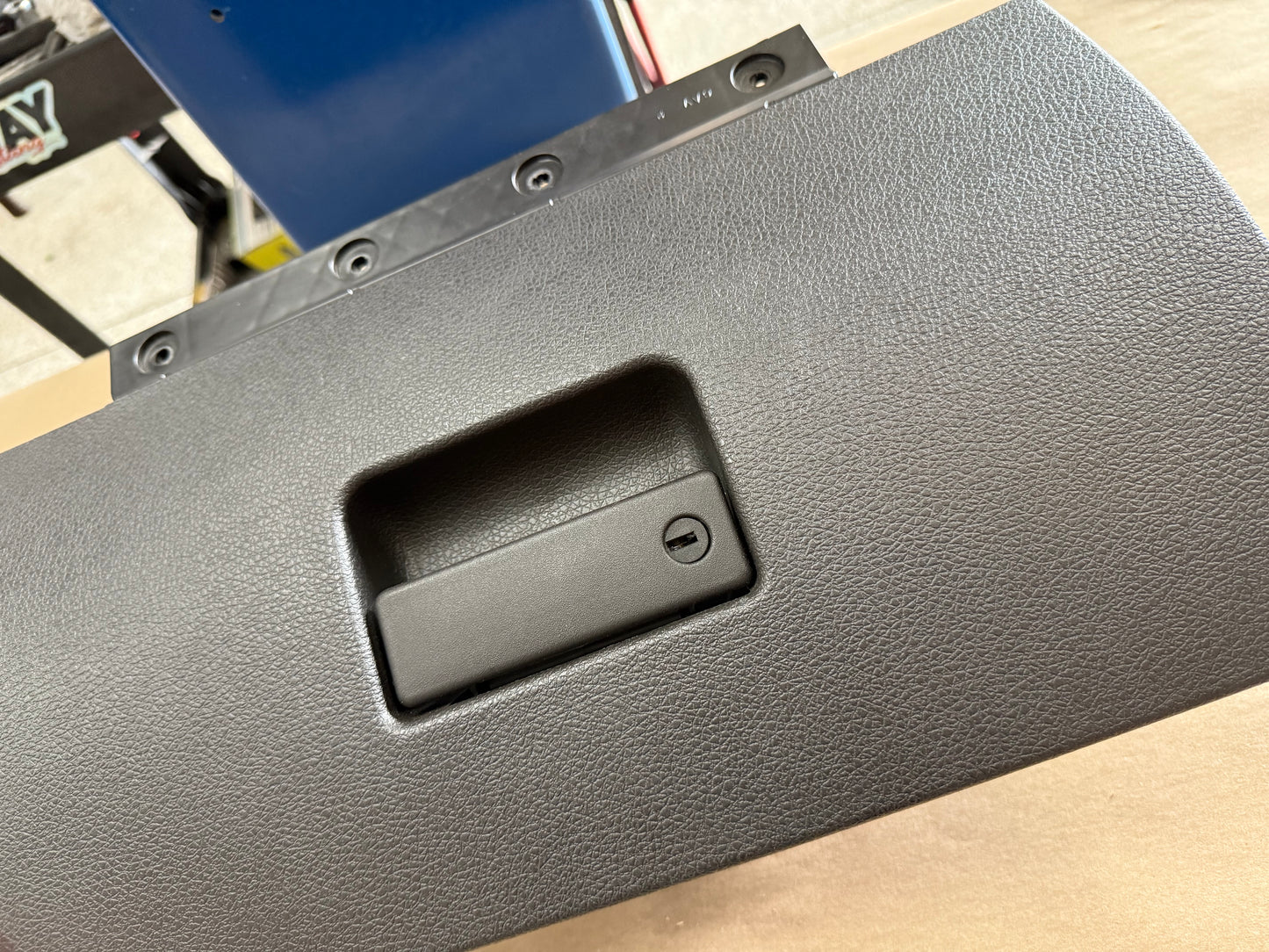 2007-2009 Ford Mustang Shelby GT500 GT Glove Box 2005-2009