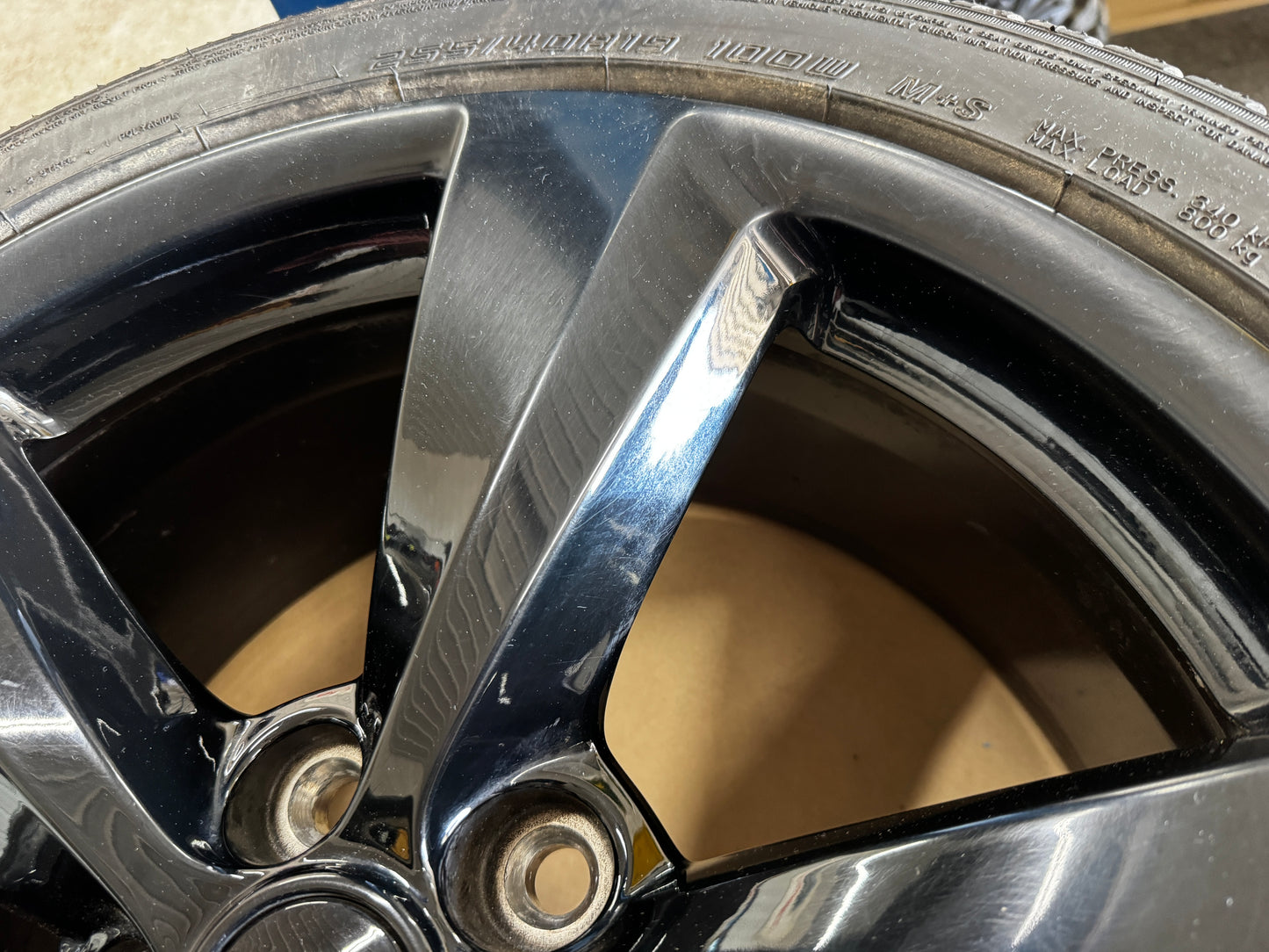 2018-2023 Ford Mustang GT Black Wheel Rim 19"x8.5" Sumitomo 255/40/19