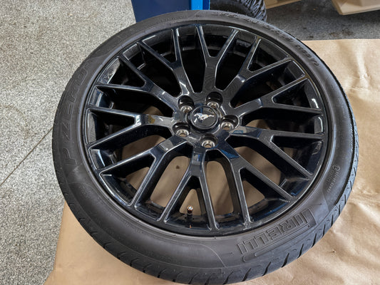 2015-2023 Mustang GT 5.0 19x9" Wheel Rim PP1 Rear 255/40/19 Pirelli - OEM
