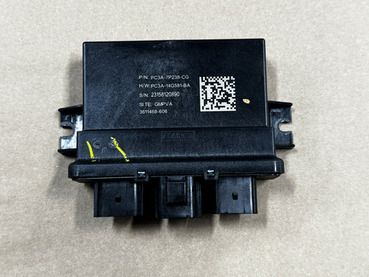 2023 F-250 Super Duty 6.7L Diesel Transfer Case 4x4 Control Module PC3A-7P238-CG