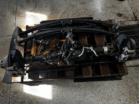 2023-2025 F-250 Super Duty Rear End Axle Assembly 3.31 Differential Gear 30k mi