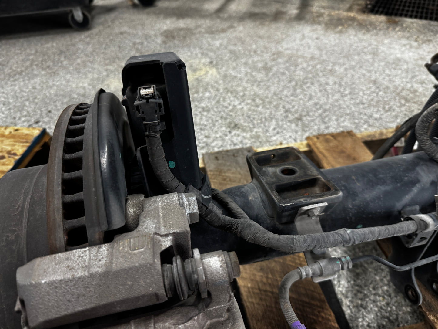 2023-2025 F-250 Super Duty Rear End Axle Assembly 3.73 Differential Gear 48k mi