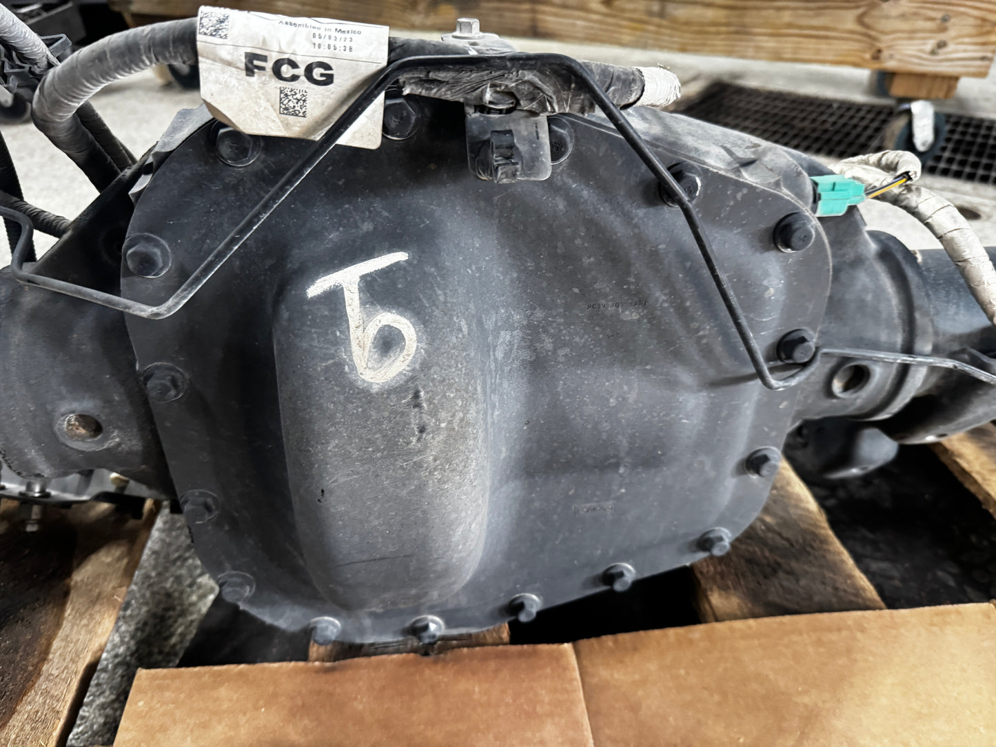 2023-2025 F-250 Super Duty Rear End Axle Assembly 3.73 Differential Gear 48k mi