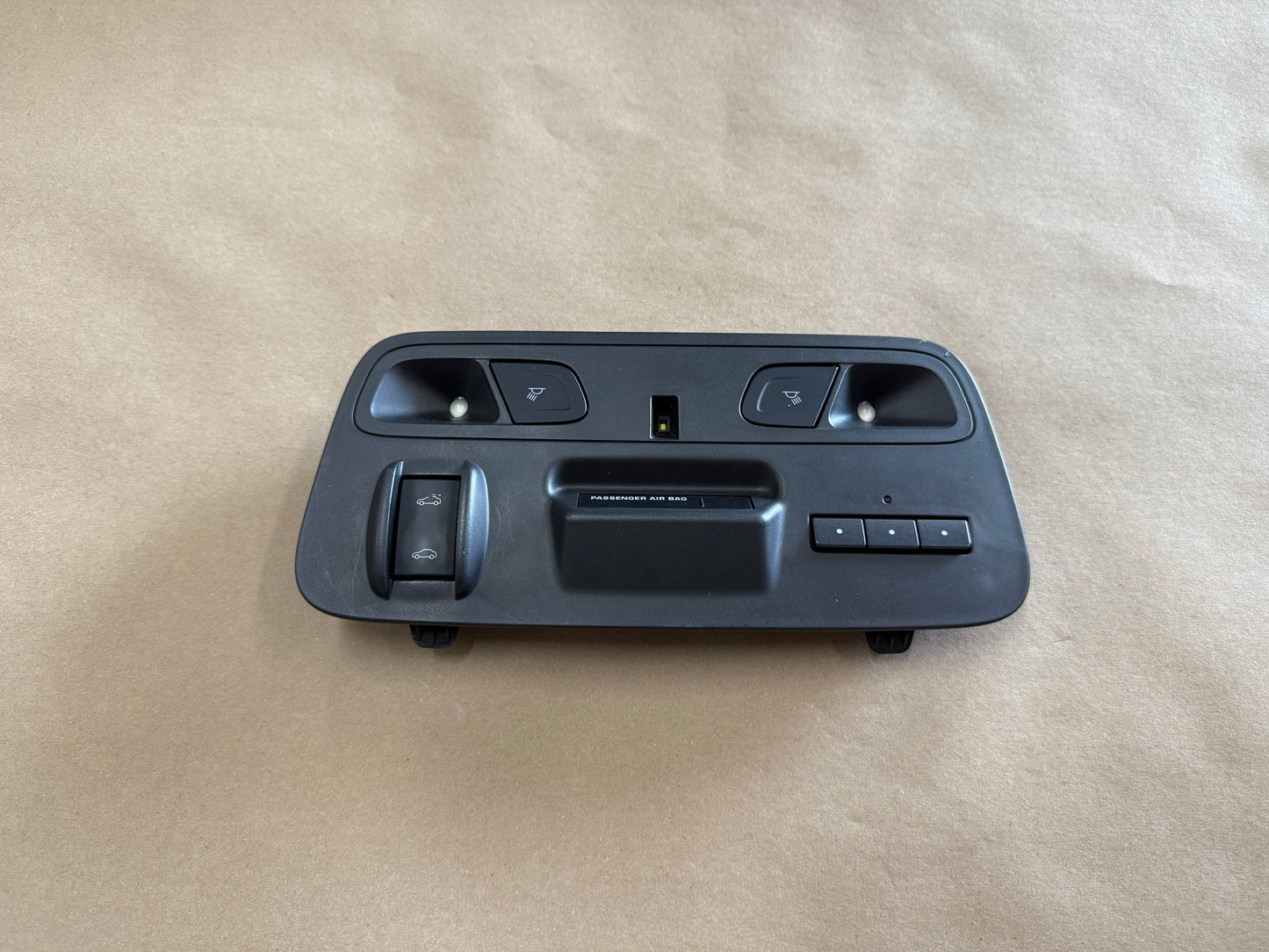 2016-2023 Chevrolet Camaro SS Dome Light Coupe Black Interior Sunroof