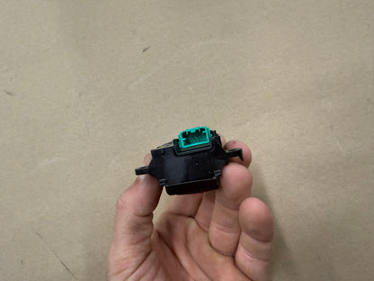 2015-2017 Ford Mustang GT RH Wheel Steering Button Volume Mute Search
