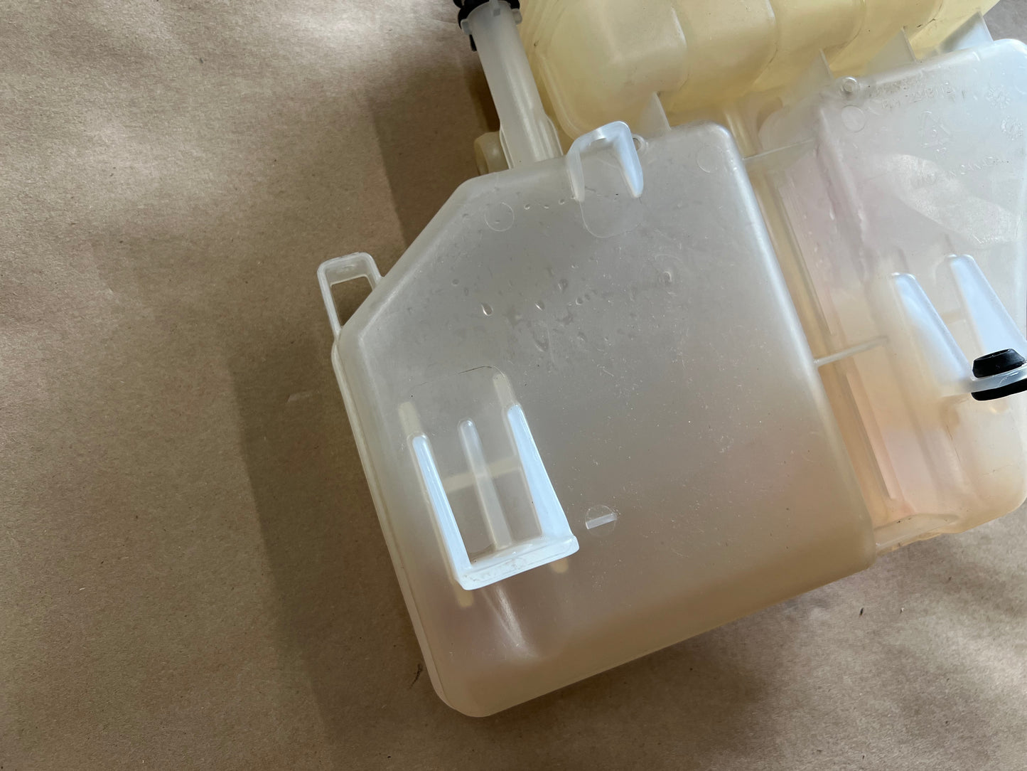 2016-2024 Chevrolet Camaro SS 6.2L V8 Coolant Overflow Tank