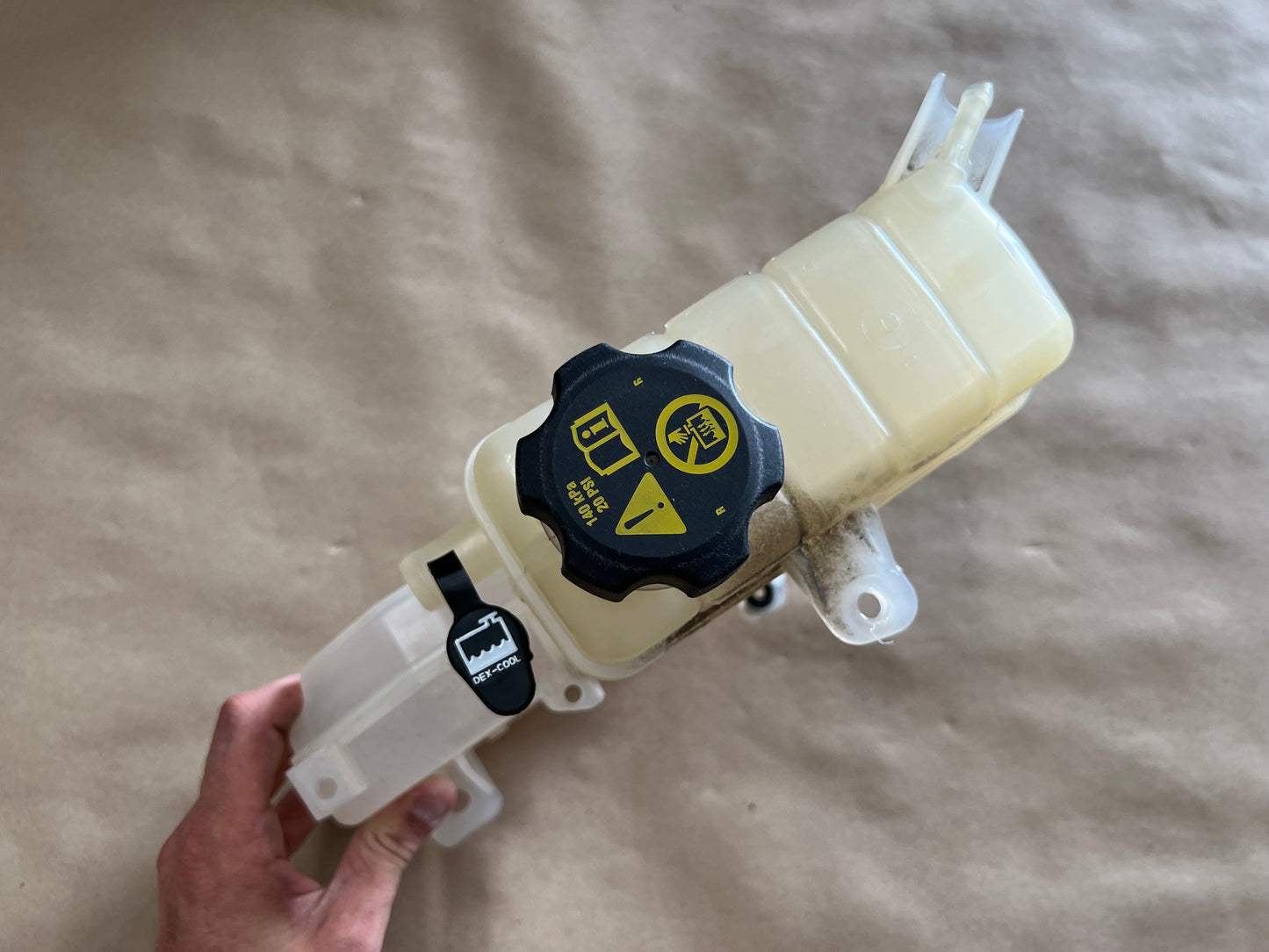 2016-2024 Chevrolet Camaro SS 6.2L V8 Coolant Overflow Tank