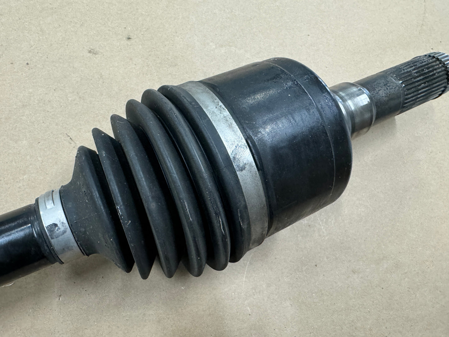 2020-2022 Mustang Shelby GT500 RH Passenger Side Rear Axle Half Shaft IRS 138