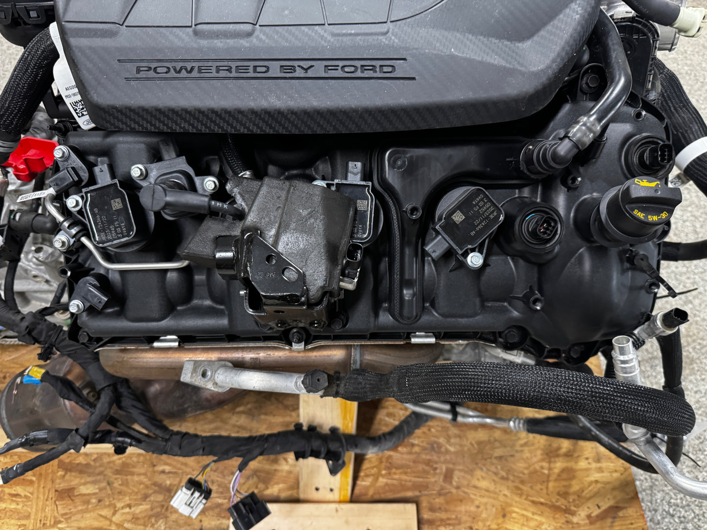 2024 Mustang 5.0 Coyote Dark Horse Gen 4 Engine Drivetrain 10R80Transmission 650