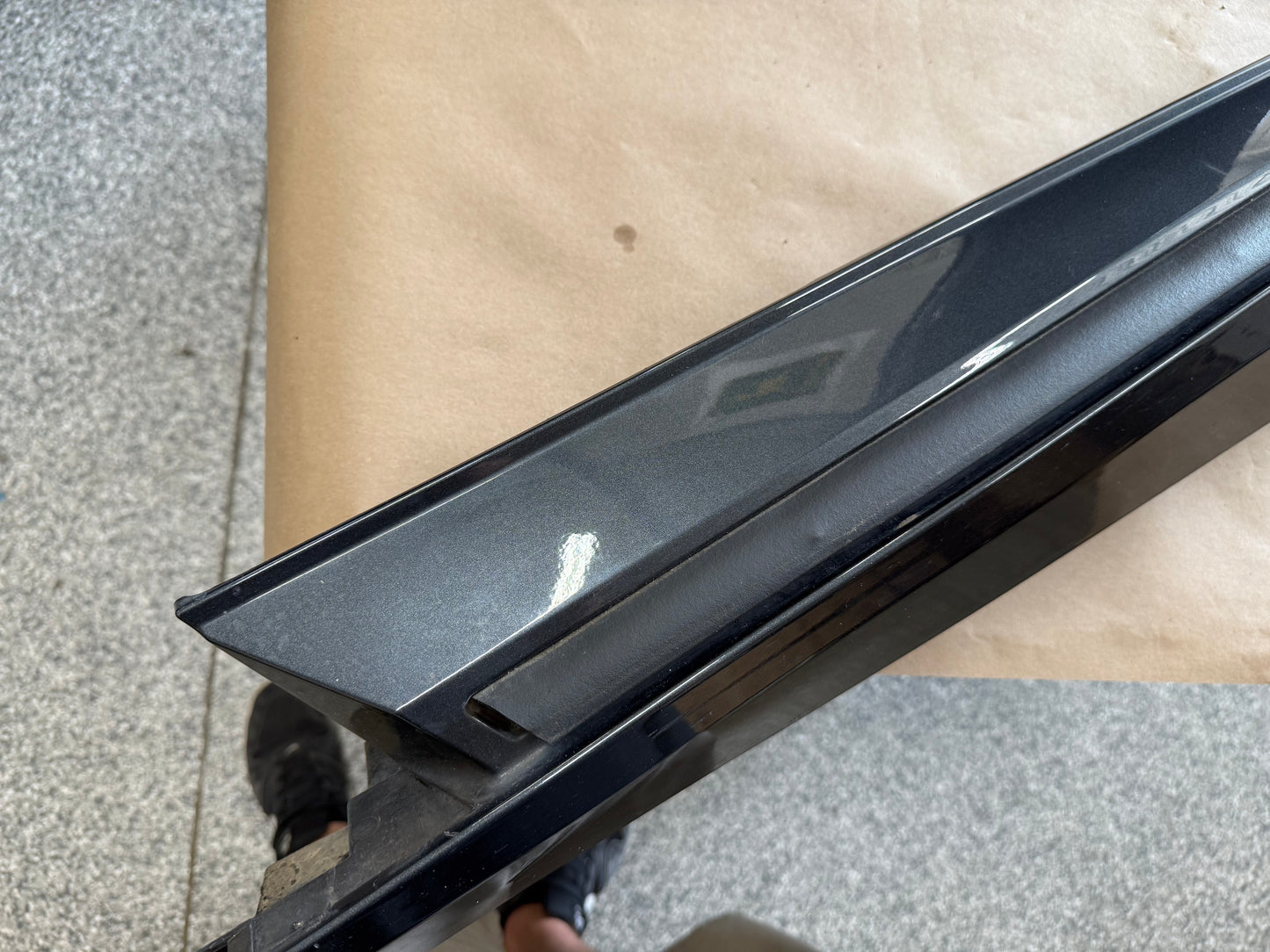 2016-2018 Chevrolet Camaro LH Side Skirt Molding Driver Side "Grey"