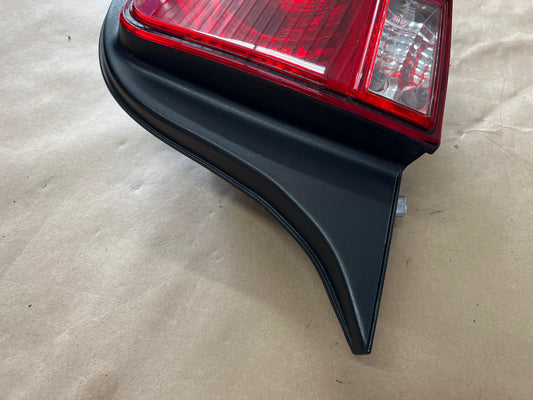 2005-2009 Ford Mustang GT V6 GT500 Tail Light RH Passenger Side