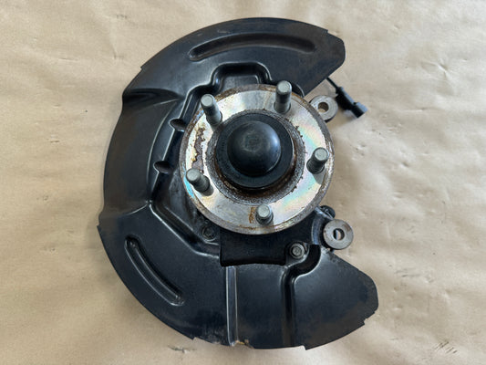 2015-2020 Ford Mustang 5.0L GT LH Driver Side Front Spindle Knuckle Hub