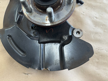 2015-2020 Ford Mustang 5.0L GT LH Driver Side Front Spindle Knuckle Hub