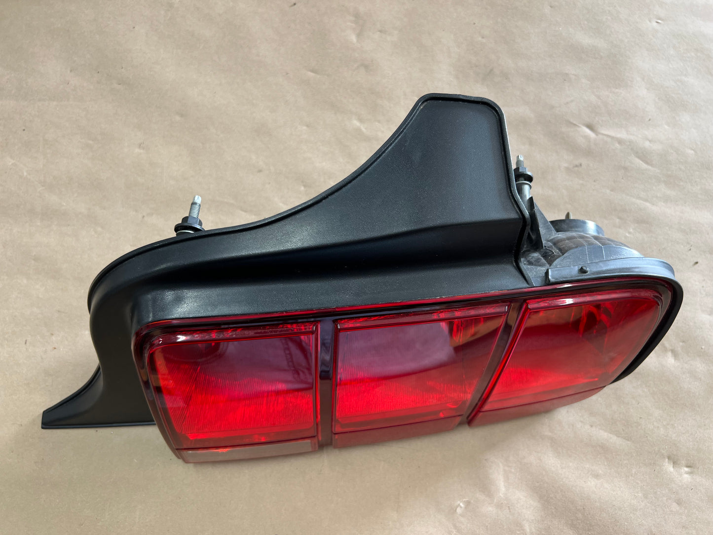 2005-2009 Ford Mustang GT V6 GT500 Tail Light RH Passenger Side