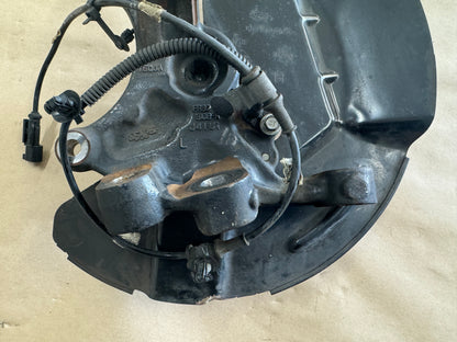 2015-2020 Ford Mustang 5.0L GT LH Driver Side Front Spindle Knuckle Hub