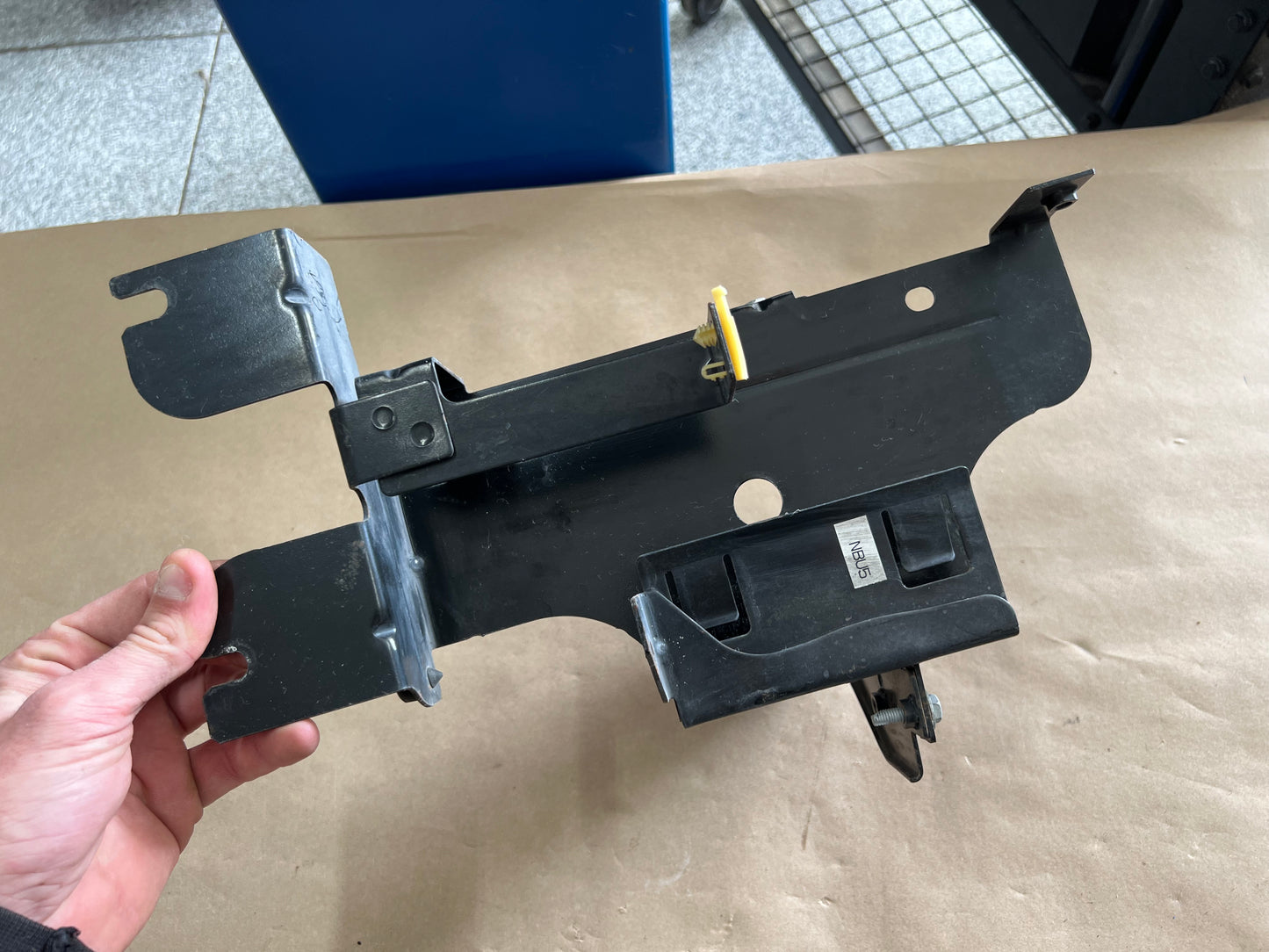 2007-2009 Ford Mustang GT500 ECU Computer Fuse Box Bracket Holder