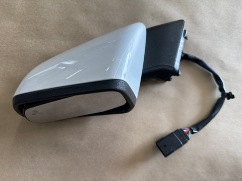 2015-2020 Ford Mustang GT LH Driver Side Mirror Blind Spot Signal Puddle Light